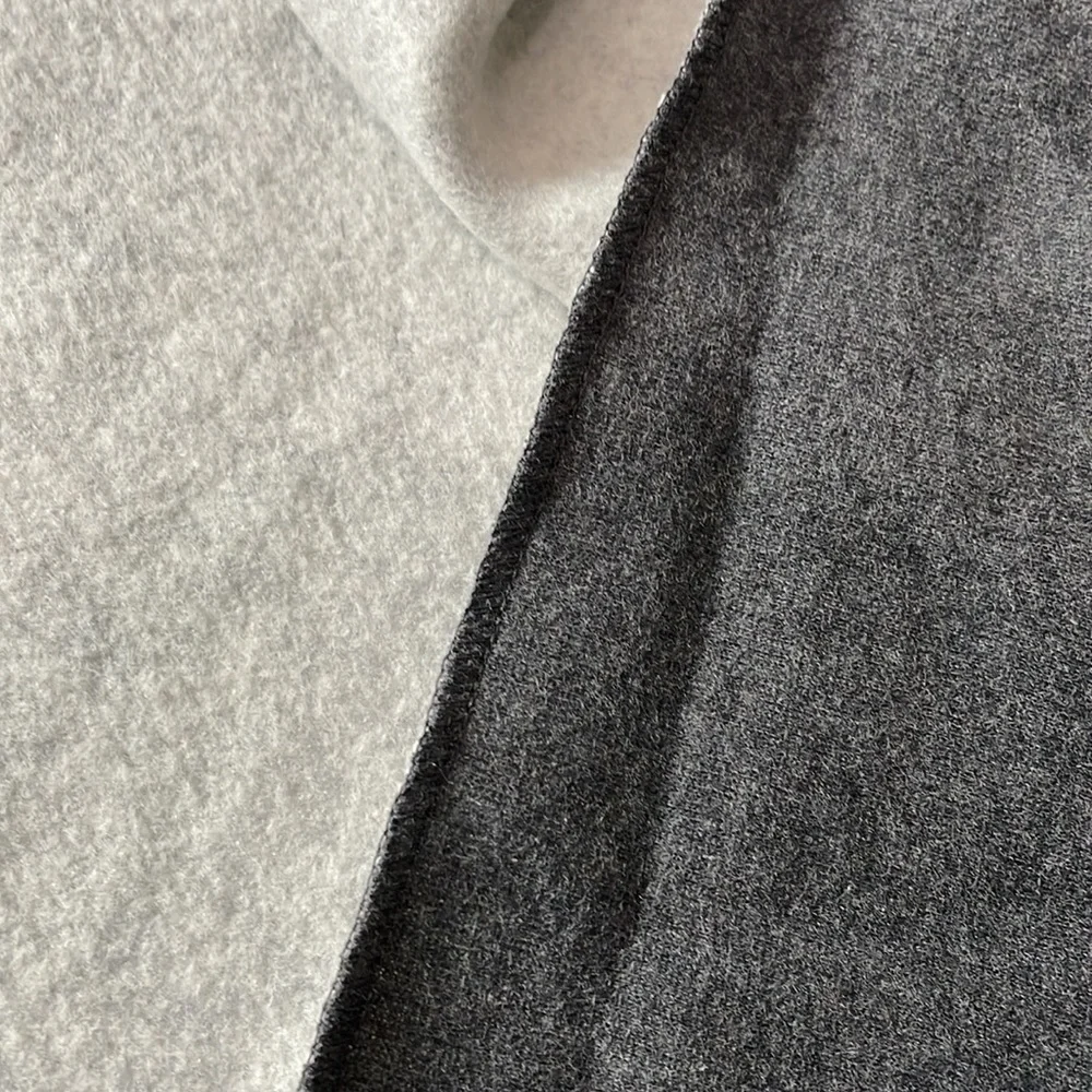 Athleta sweatshirt infinity